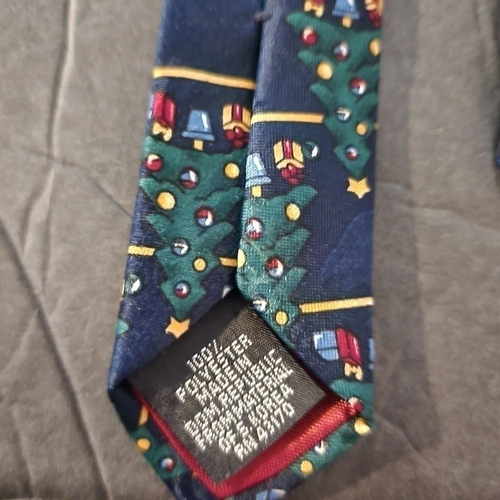 Unbranded christmas ties